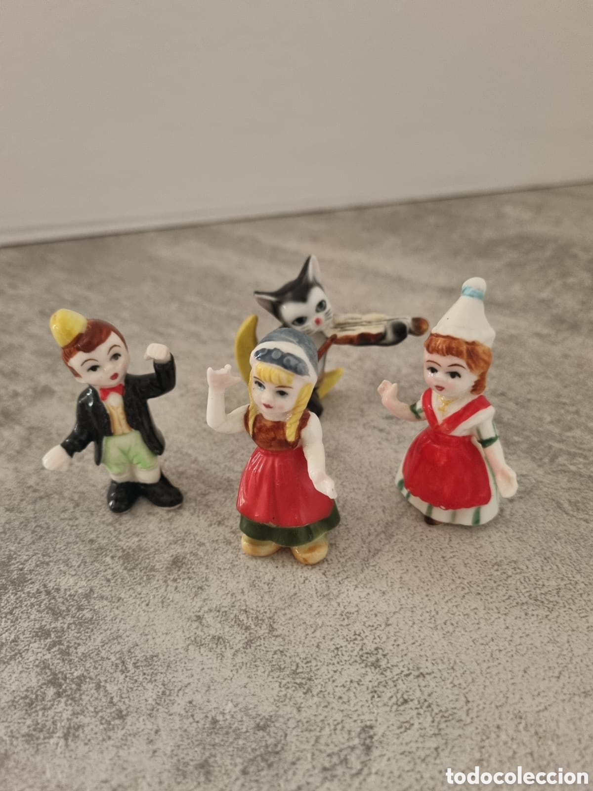 Antig&uuml;edades: Pack Figuras de Porcelana - Foto 1
