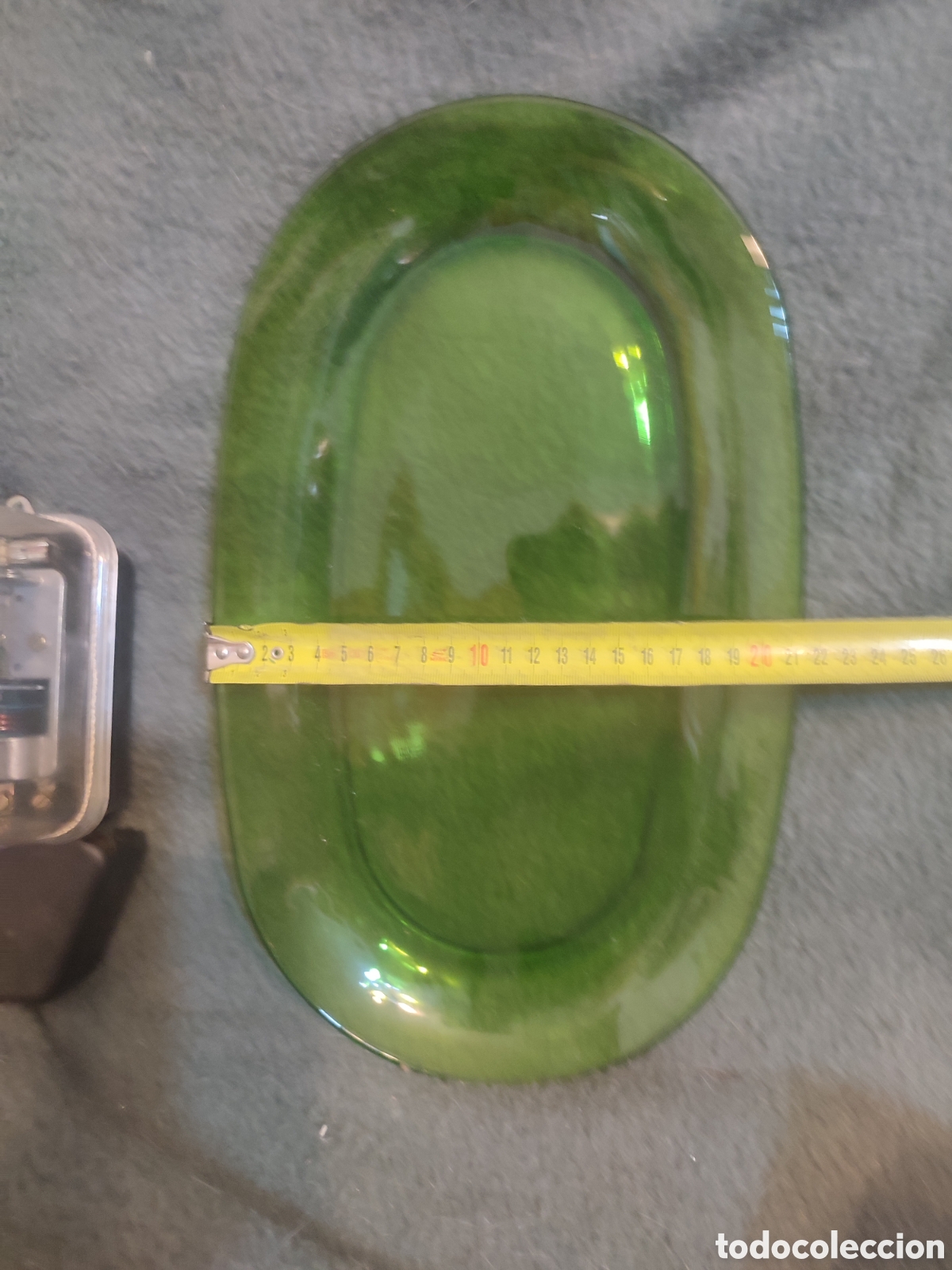 Antig&uuml;edades: Bandeja cristal duralex verde - Foto 3