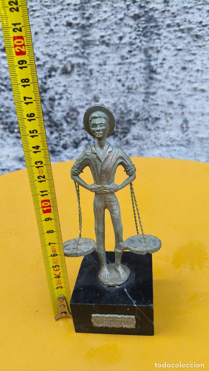 Antig&uuml;edades: Sculpture bronze el cenacheros de Malaga - Foto 9