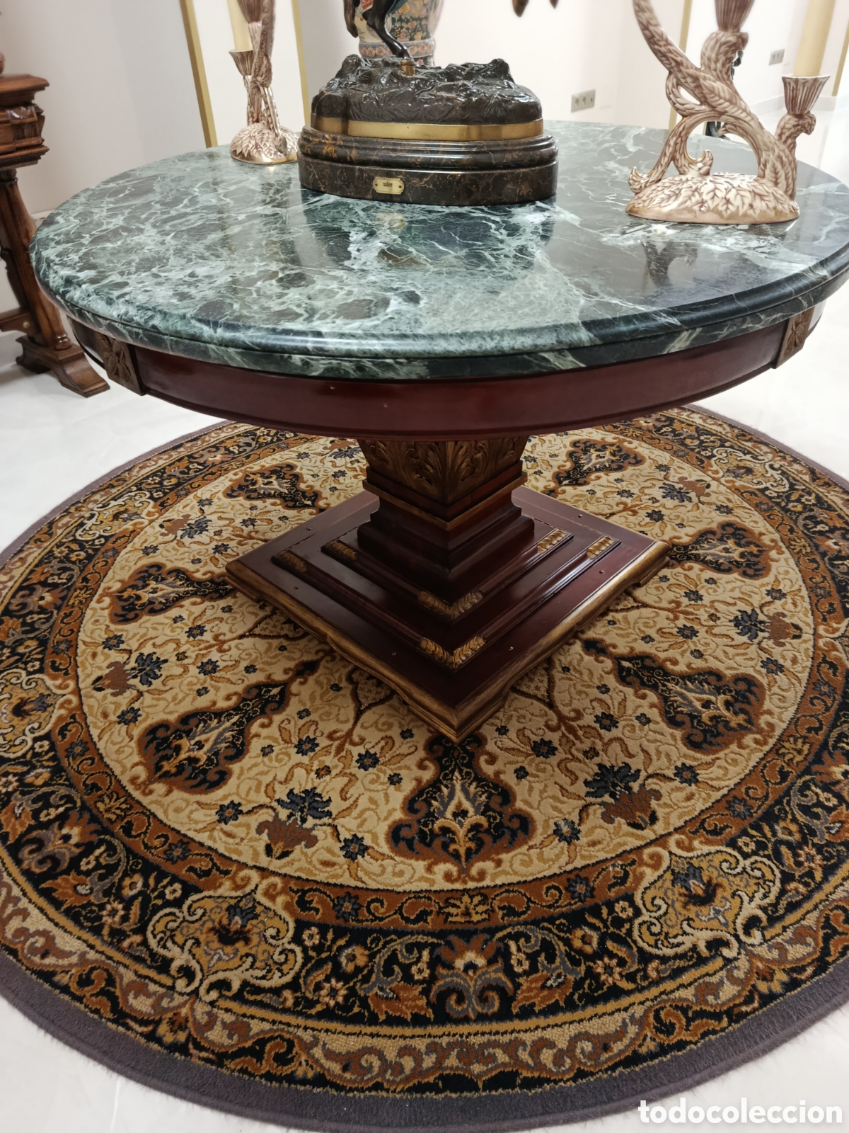 Antig&uuml;edades: Mesa redonda de madera de caoba y m&aacute;rmol verde - Foto 2