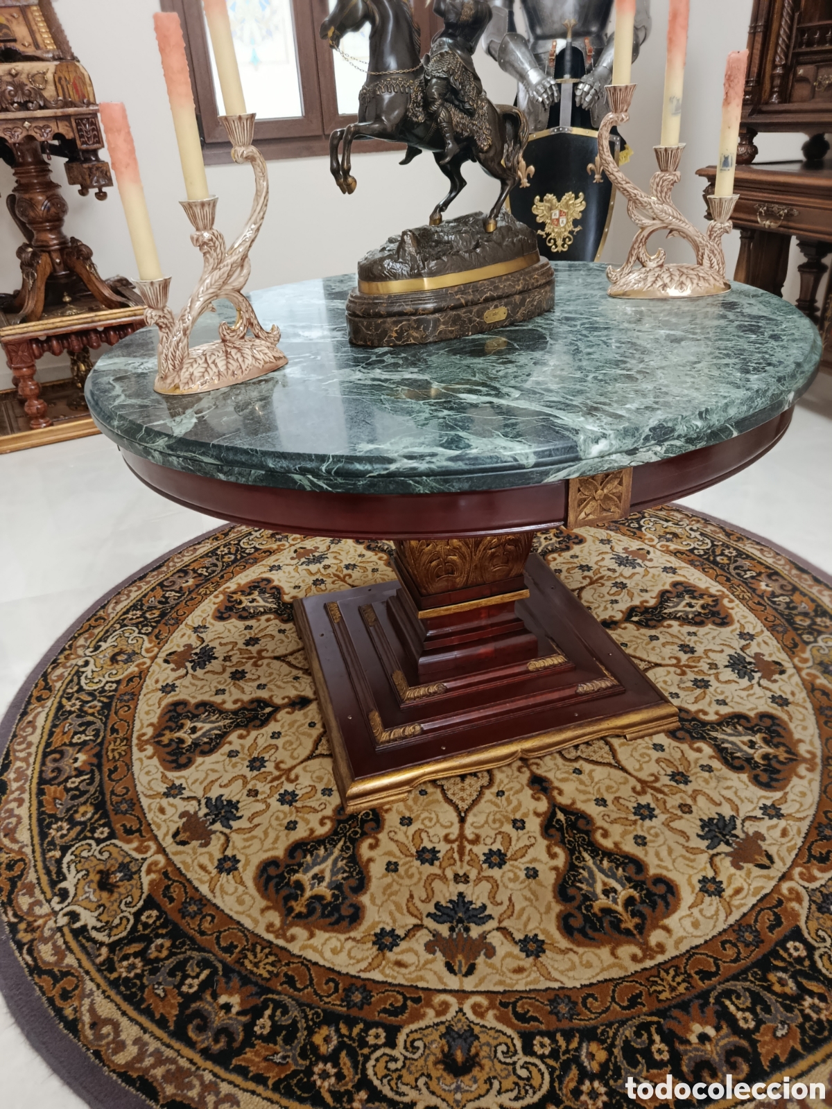 Antig&uuml;edades: Mesa redonda de madera de caoba y m&aacute;rmol verde - Foto 3