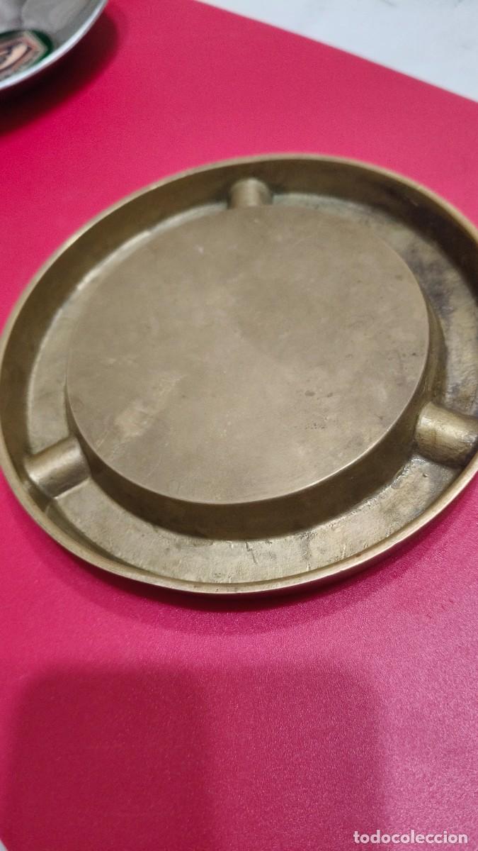 Antig&uuml;edades: Cendrier bronze 1 kg Barcelone 1960 - Foto 2