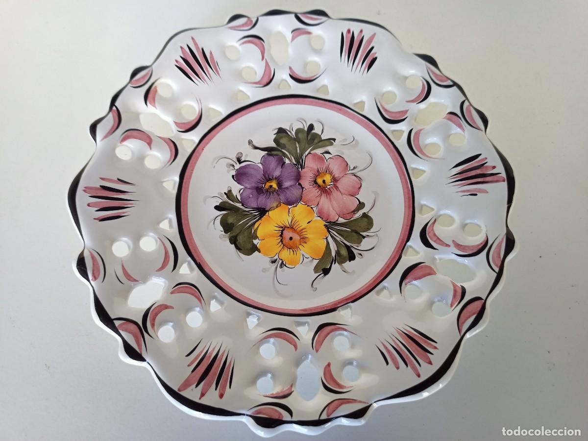 Antig&uuml;edades: Plato de cer&aacute;mica para colgar - Foto 1