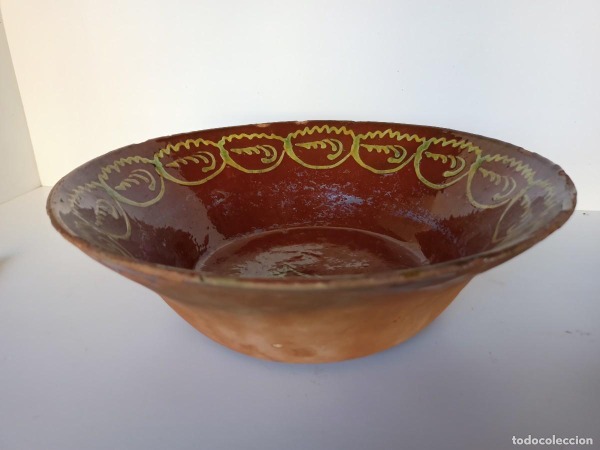 Antig&uuml;edades: Antiguo lebrillo personalizado - Foto 1