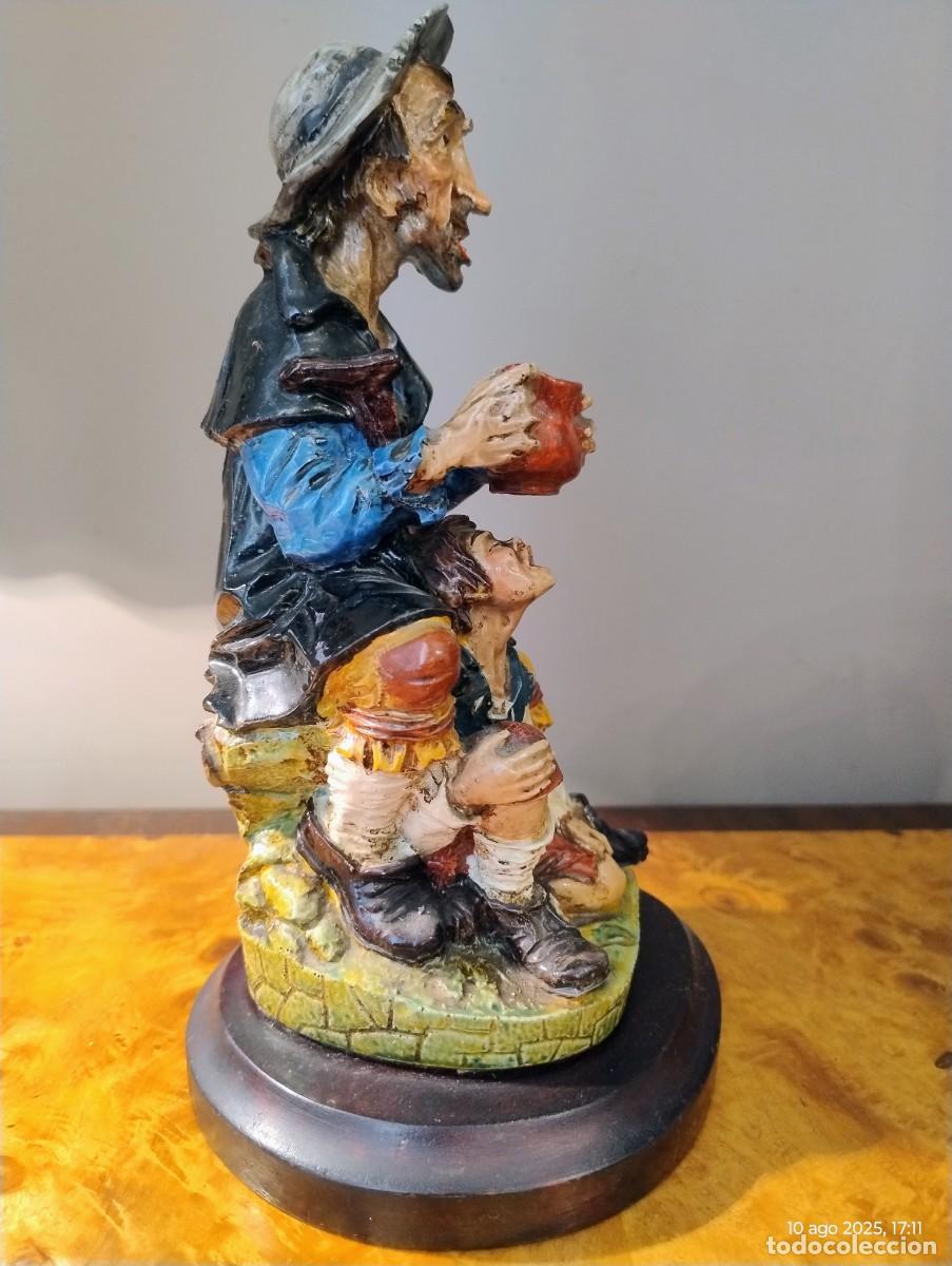Antig&uuml;edades: FIGURA LAZARILLO DEL TORMES - Foto 3