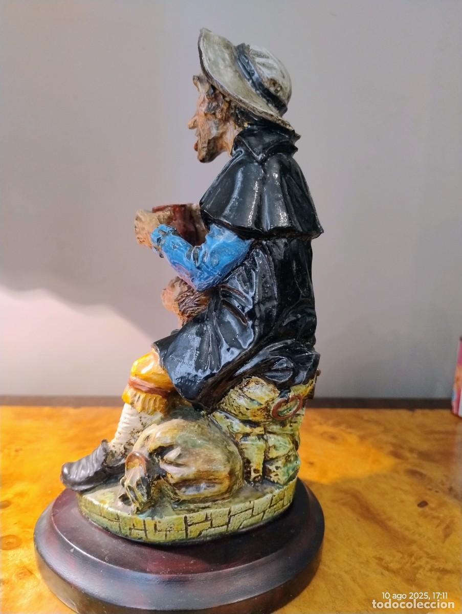 Antig&uuml;edades: FIGURA LAZARILLO DEL TORMES - Foto 6