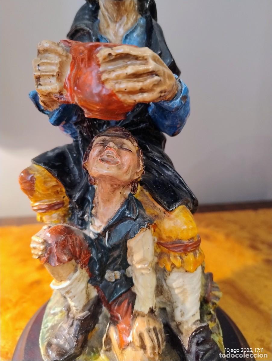 Antig&uuml;edades: FIGURA LAZARILLO DEL TORMES - Foto 9