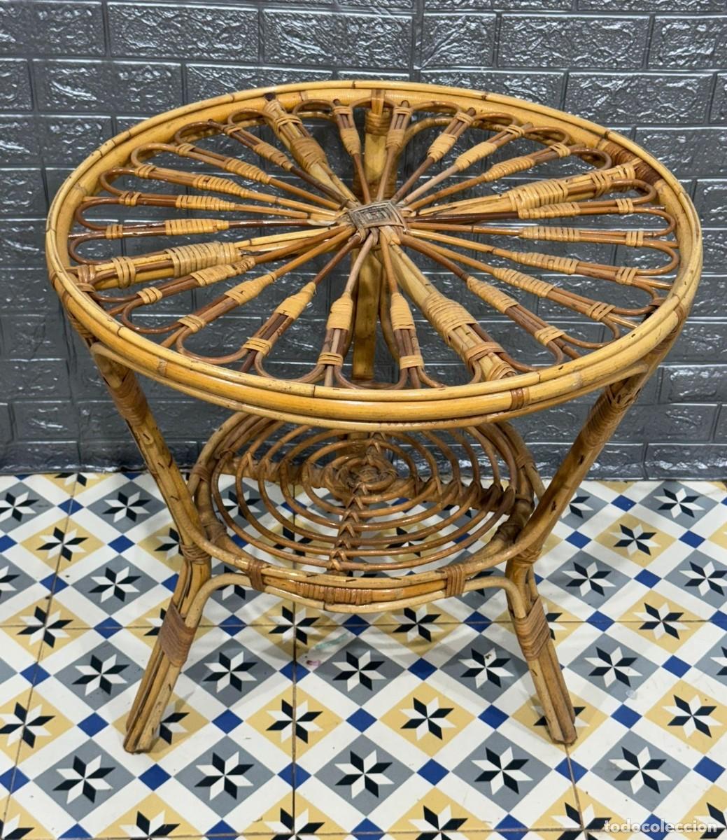 Antig&uuml;edades: Conjunto de mimbre bamb&uacute; mesa y cuatro sillones - Foto 3