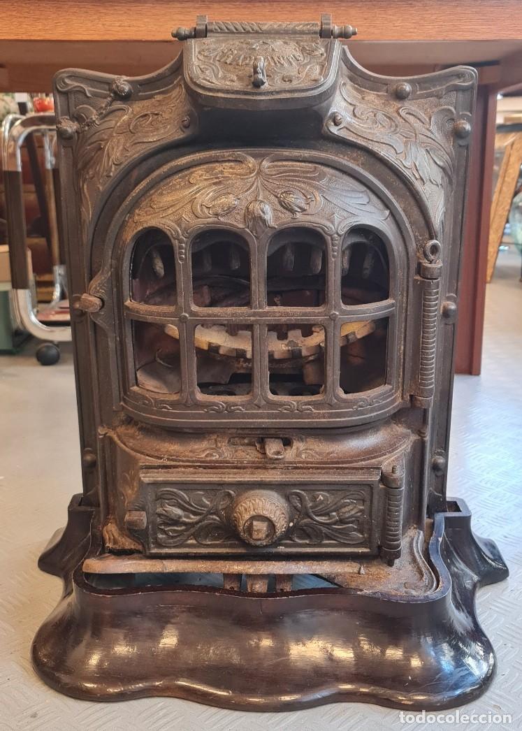 Antig&uuml;edades: Estufa La Radiante de Arthur Martin - Foto 1
