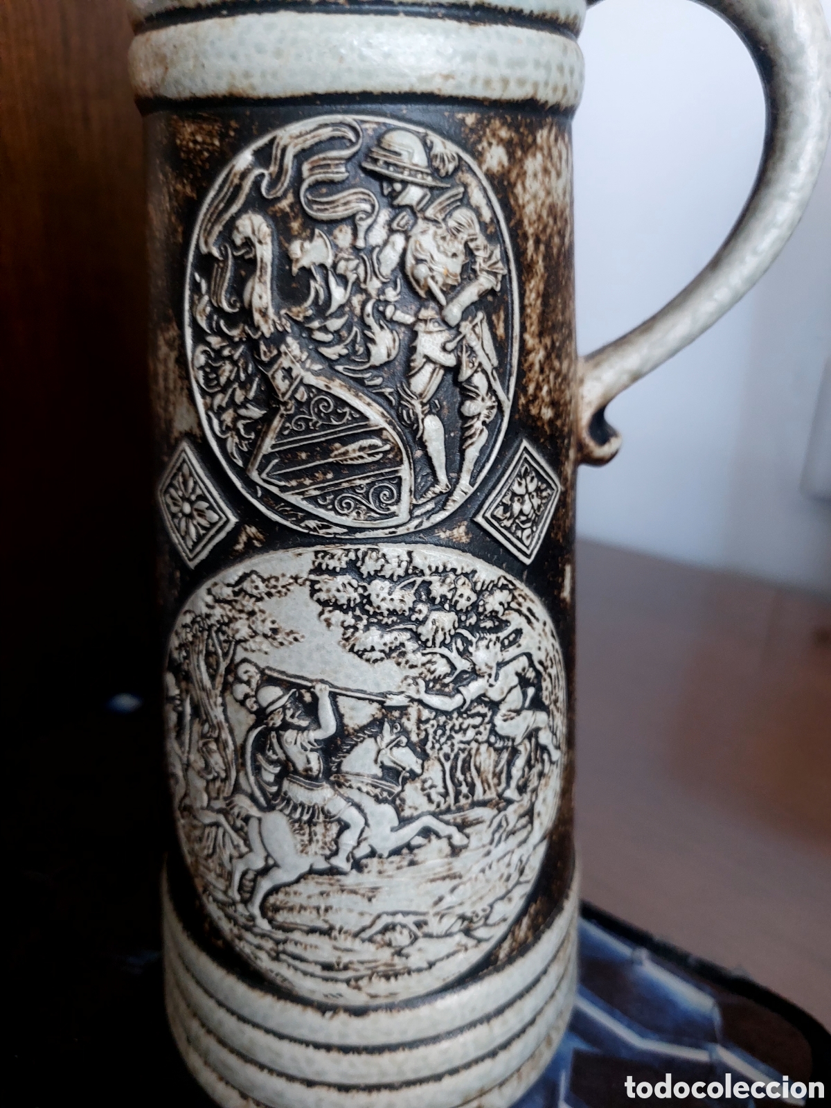 Antig&uuml;edades: JARRA ALEMANA con relieves. - Foto 5
