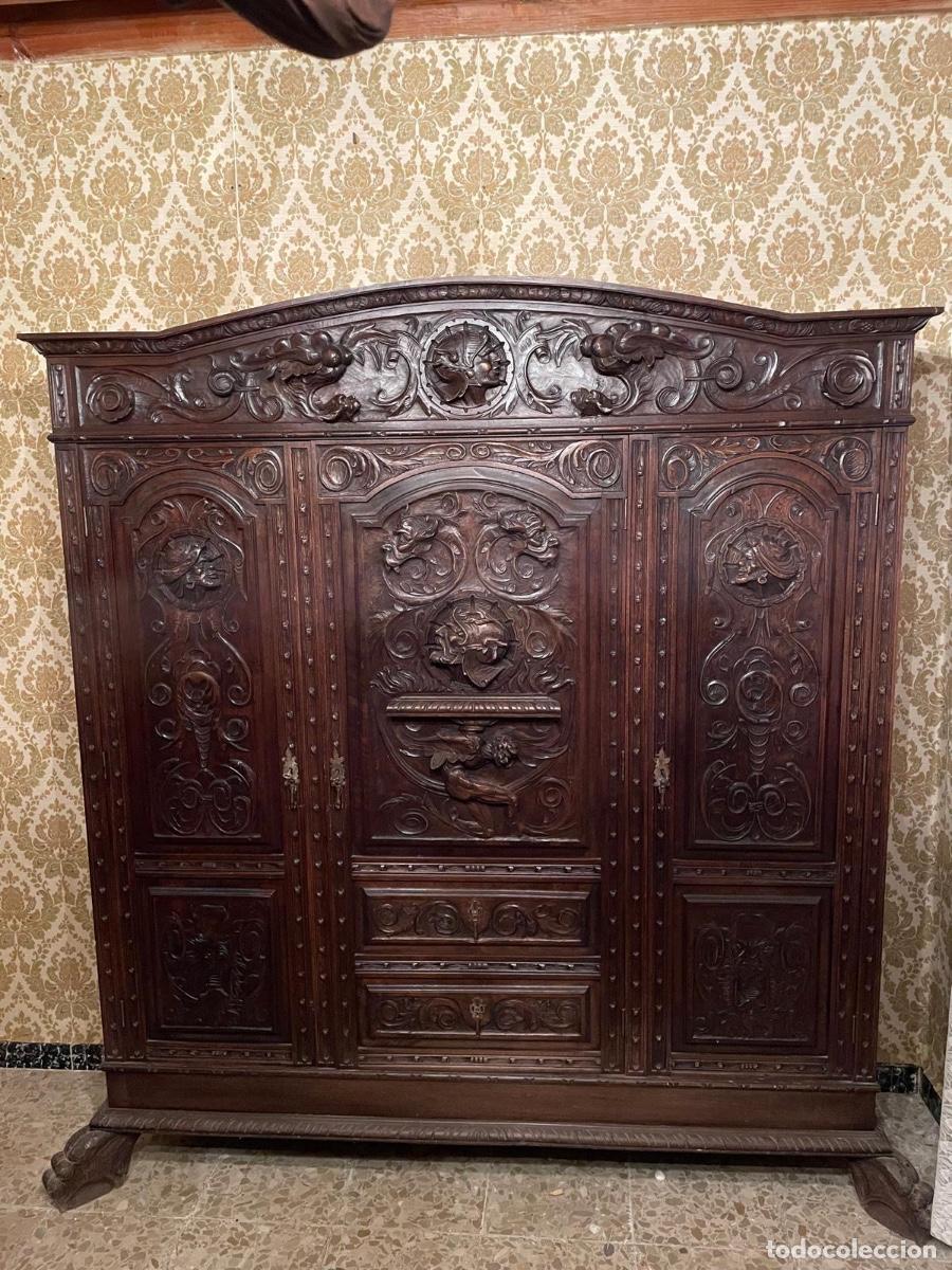 Antig&uuml;edades: Despacho isabelino de madera tallada - Foto 9