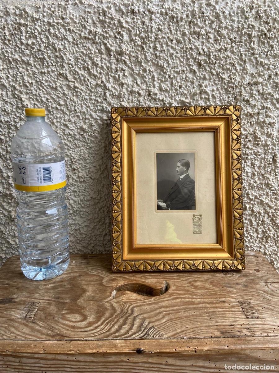 Antig&uuml;edades: Cuadros y espejo con marco de madera - Foto 3