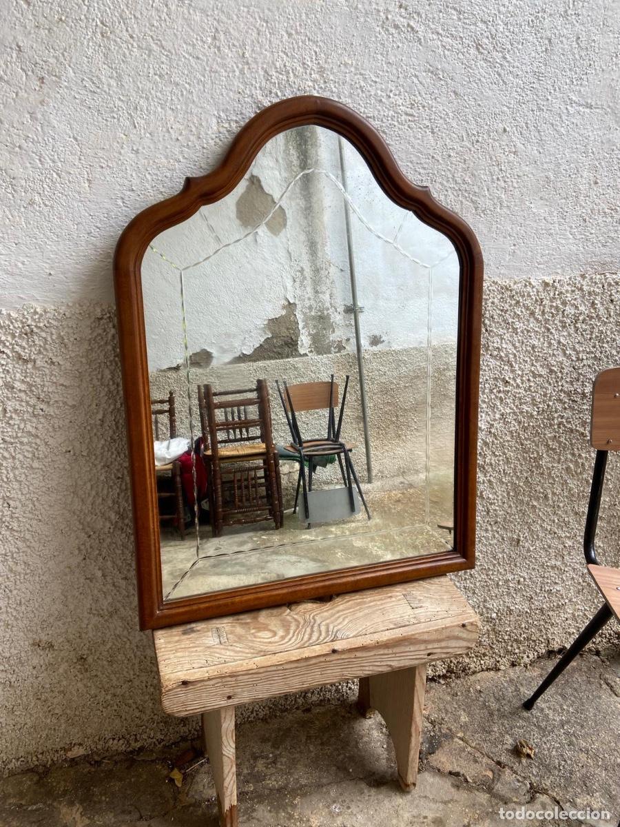 Antig&uuml;edades: Cuadros y espejo con marco de madera - Foto 4