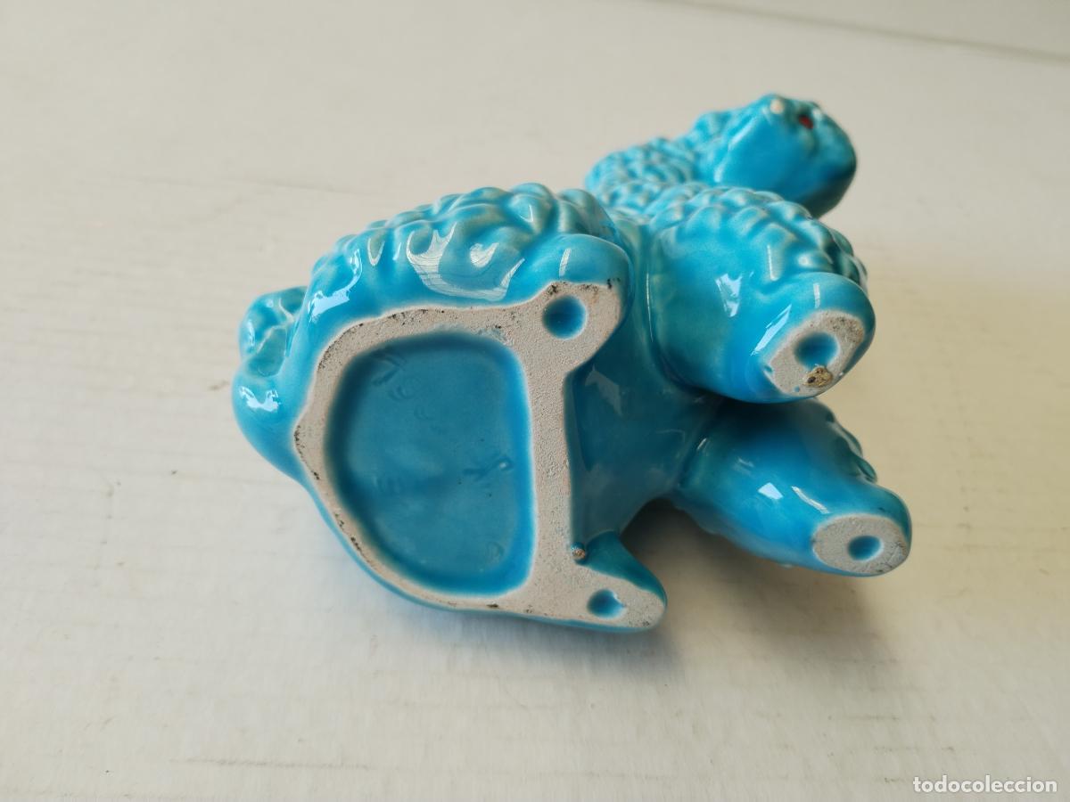 Antig&uuml;edades: macerta perro caniche azul - Foto 7