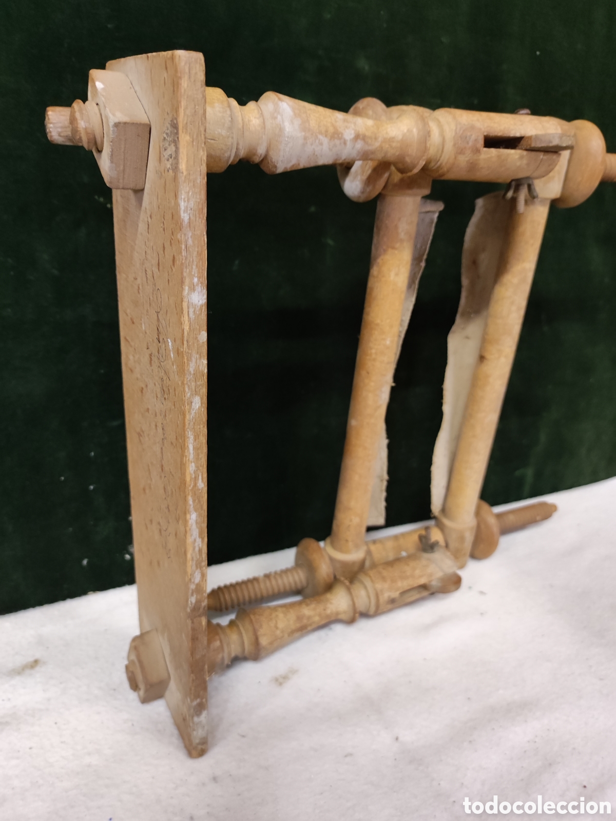 Antig&uuml;edades: Husillo de madera para bordar - Foto 5