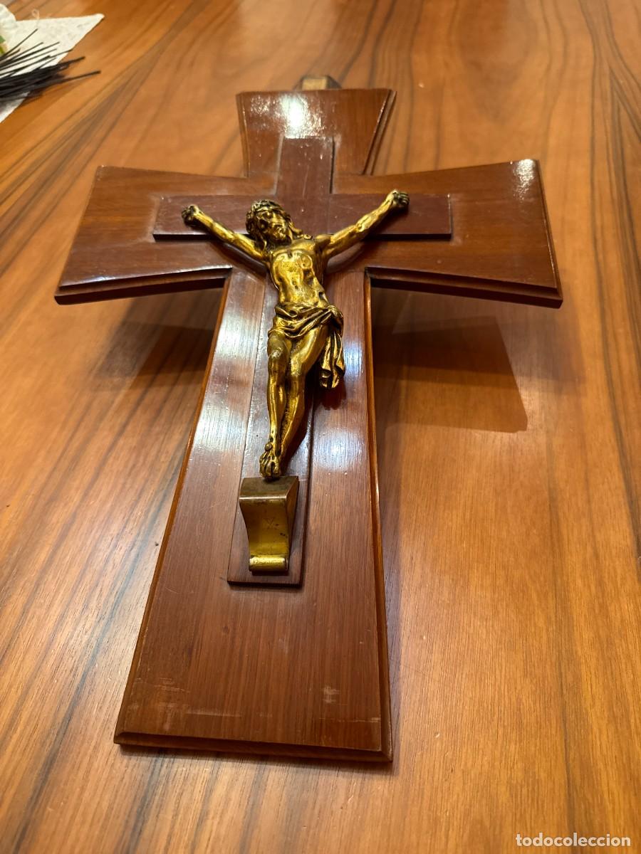 Antig&uuml;edades: Antiguo cristo de bronce - Foto 1