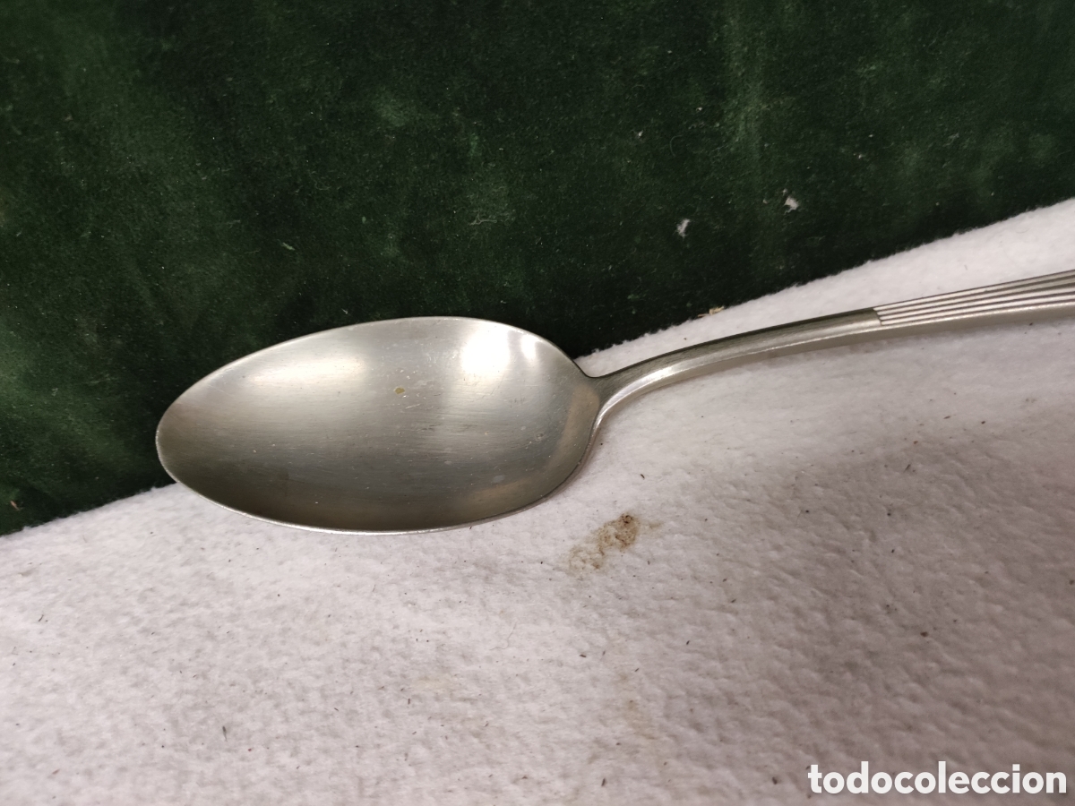 Antig&uuml;edades: Cuchar&oacute;n de servir de alpaca - Foto 2