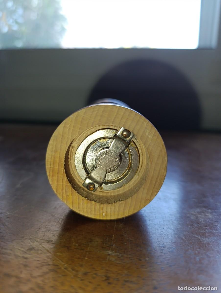 Antig&uuml;edades: Practico pimentero de madera, made in Italy - Foto 6