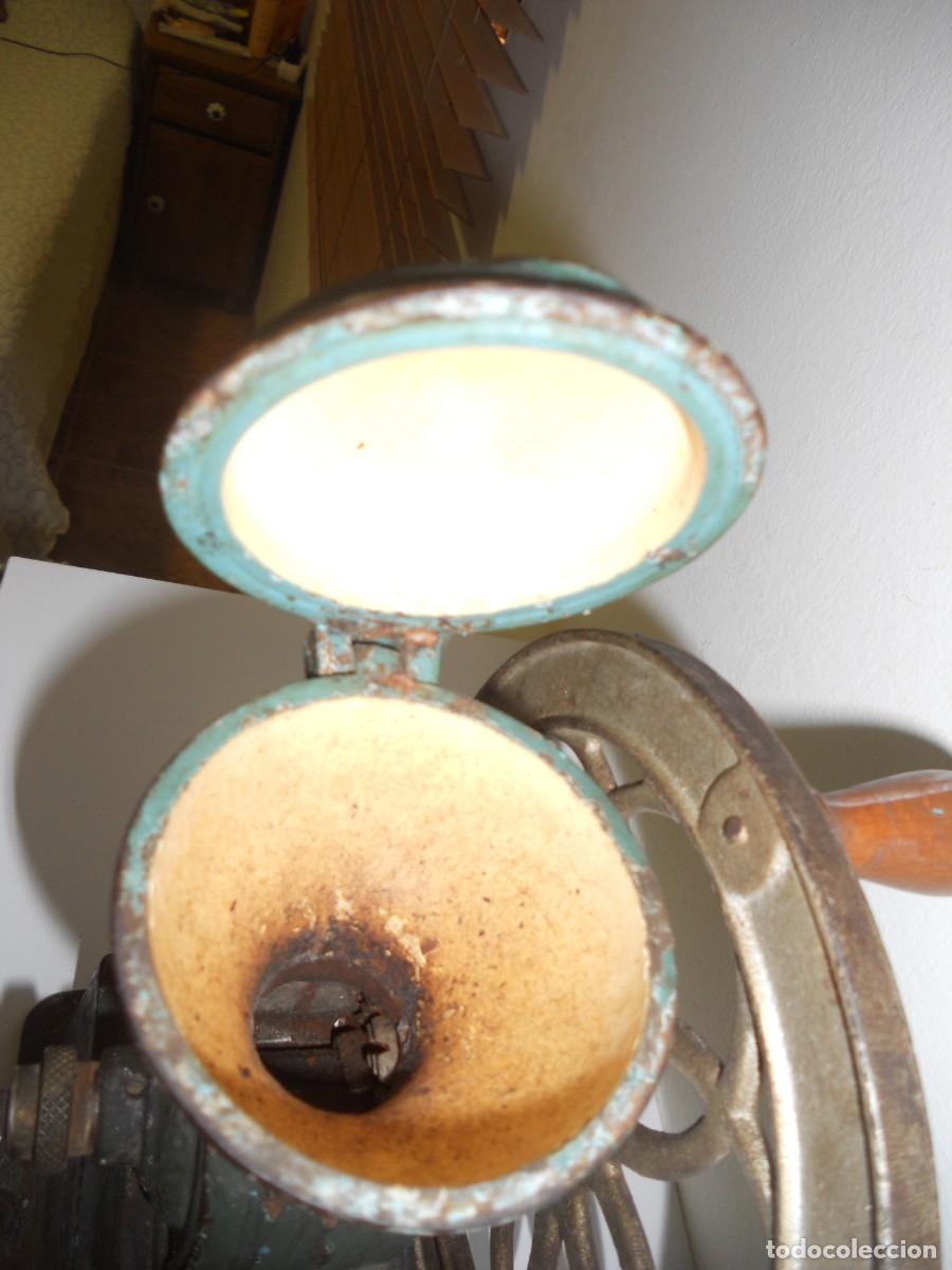 Antig&uuml;edades: ANTIGUO MOLINILLO DE CAFE DE HIERRO (MARCA ORIGINAL ) - Foto 8