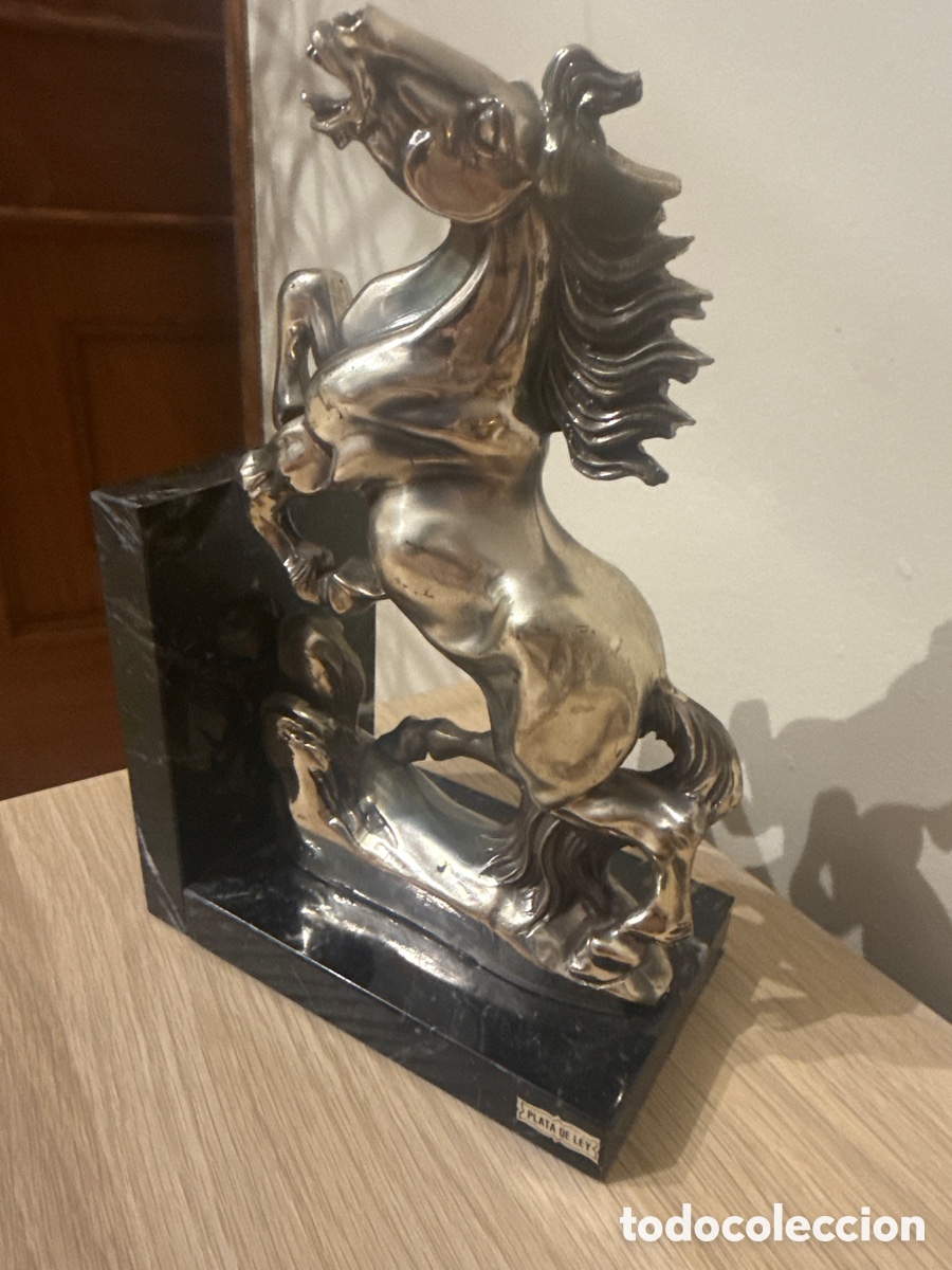 Antig&uuml;edades: Figura de caballo con l&aacute;mina de plata - Foto 2