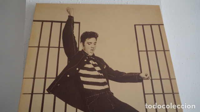 Antig&uuml;edades: CUADRO DE ELVIS PRESLEY EN EL ROCK DE LA CARCEL - Foto 3