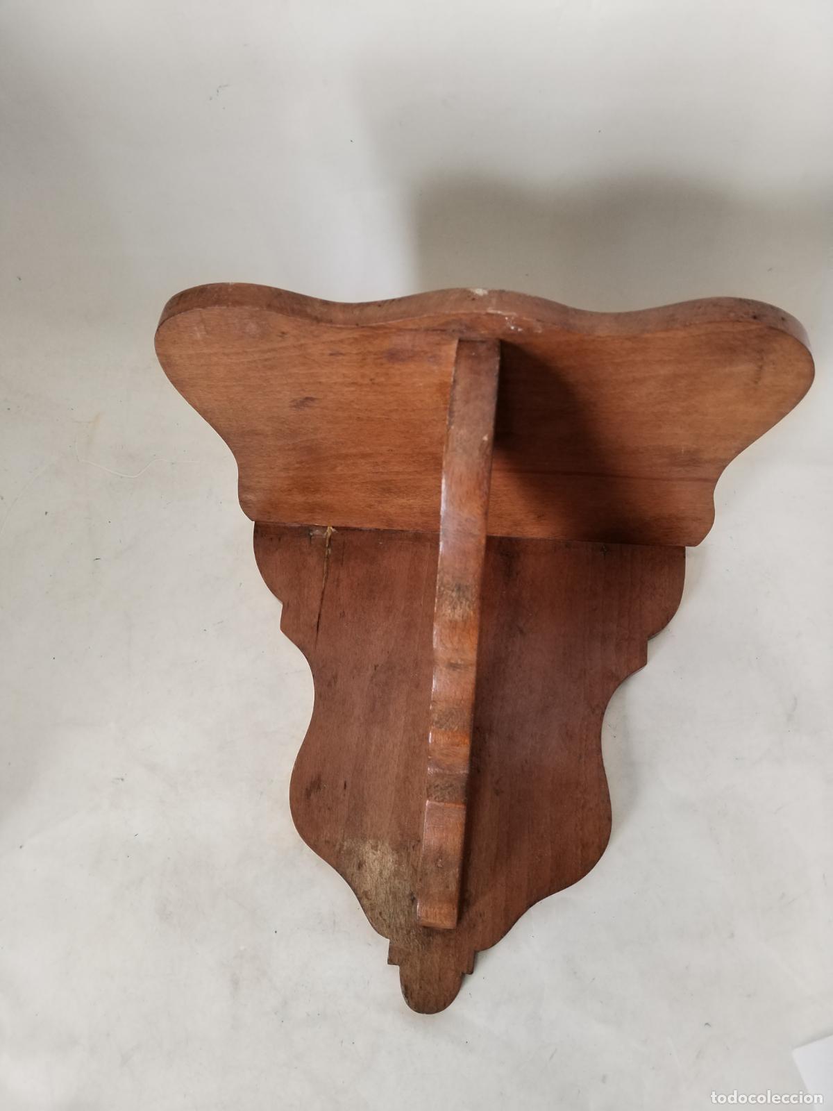 Antig&uuml;edades: repisa mensula de madera - Foto 2
