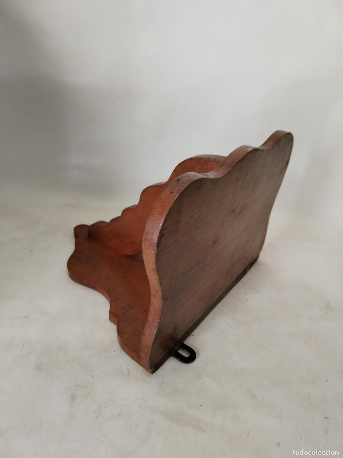 Antig&uuml;edades: repisa mensula de madera - Foto 4