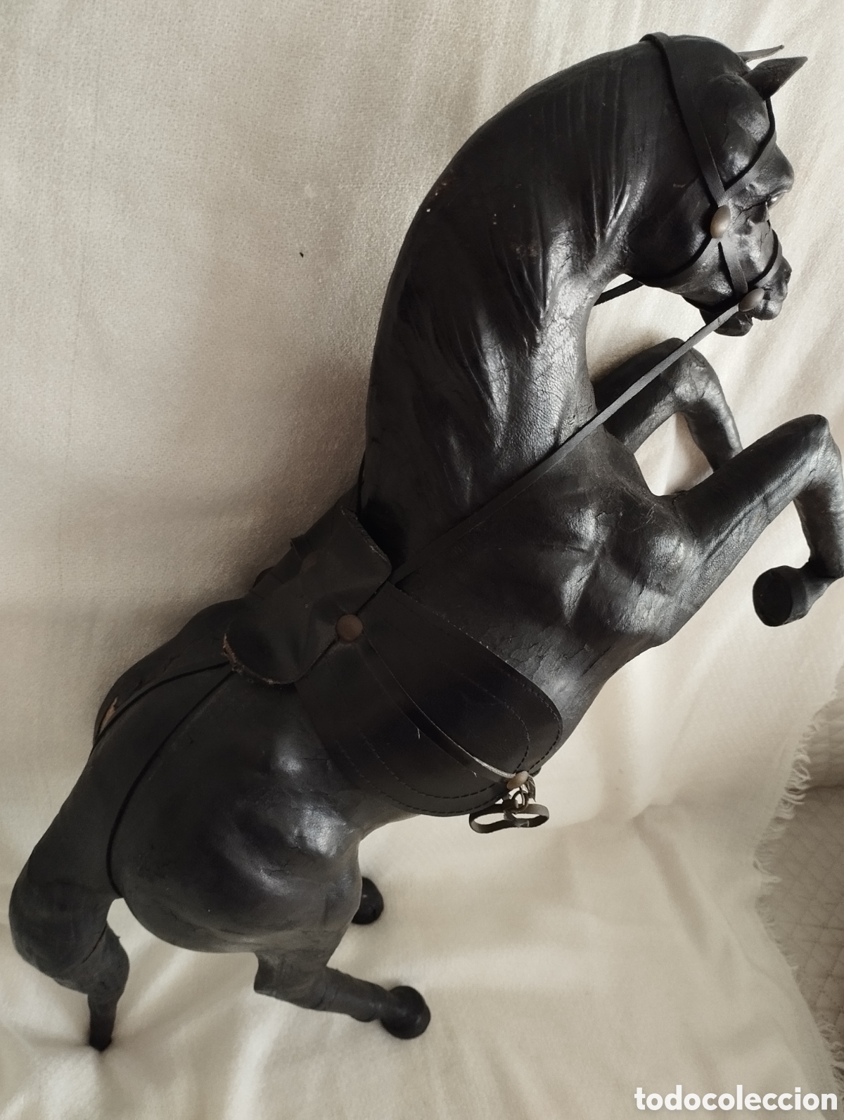 Antig&uuml;edades: Excelente Caballo Cuero Repujado. - Foto 8