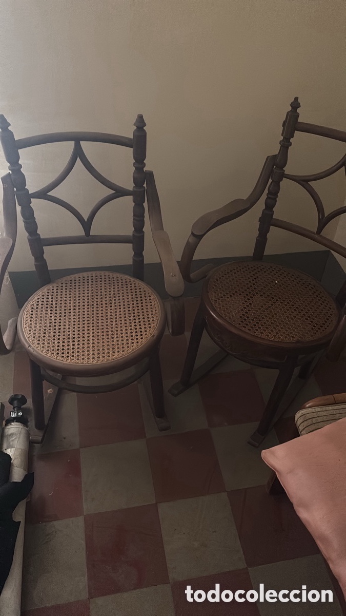 Antig&uuml;edades: lote de muebles antiguos - Foto 1