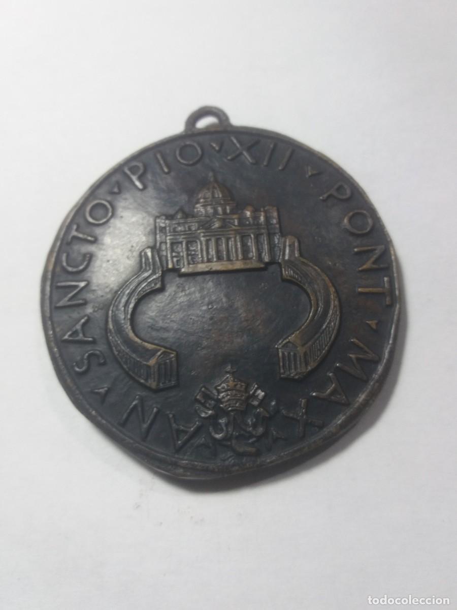 Antig&uuml;edades: Medalla VATICANO PIO XII - Foto 2