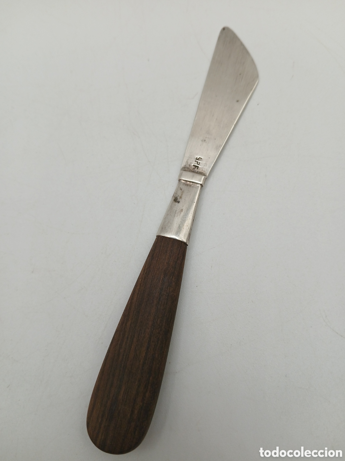 Antig&uuml;edades: Cuchillo para mantequilla plata 925mls mango roble - Foto 1