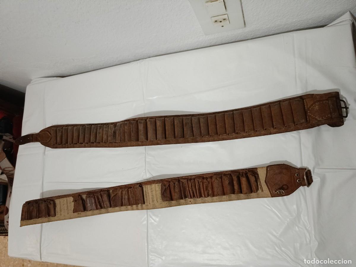 Antiguidades: Lote 2 cartucheras/cinturones portacartuchos de cuero, vintage