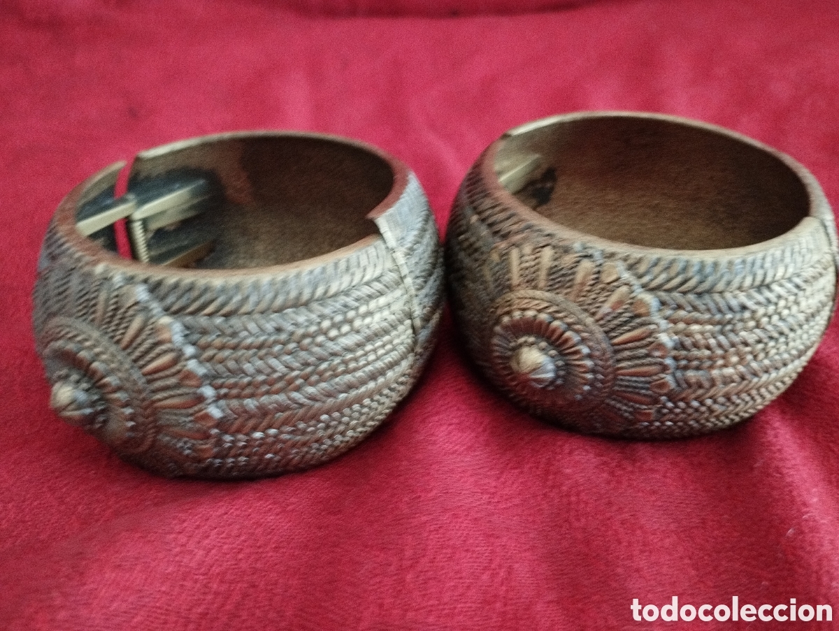 Antig&uuml;edades: Antiguos Brazaletes de Bronce. - Foto 2