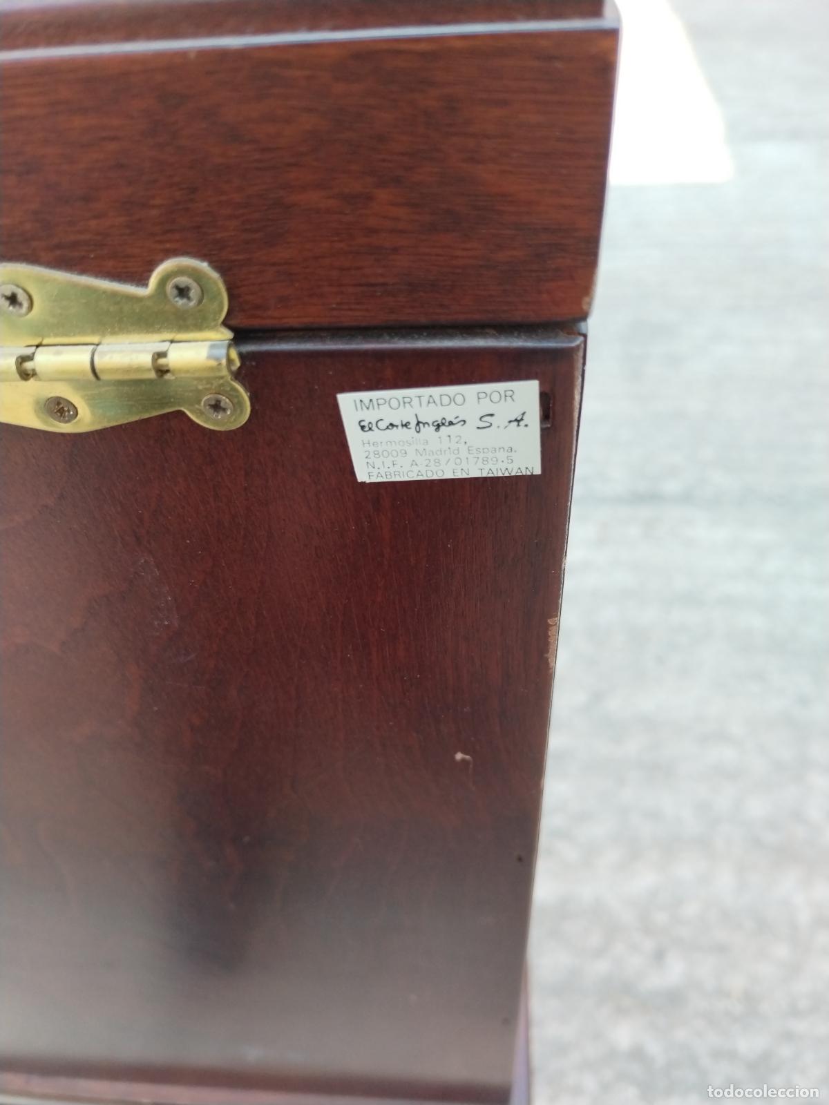 Antig&uuml;edades: mueble joyero antiguo de madera DM - Foto 7