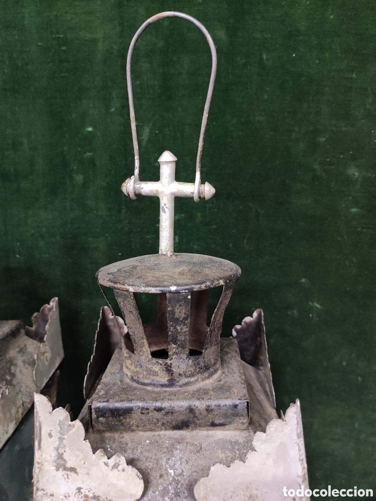 Antig&uuml;edades: Pareja de faroles de chapa de iglesia - Foto 3