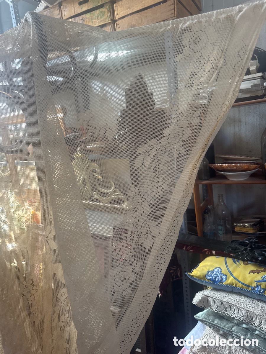 Antig&uuml;edades: Visillo de hilo con motivos tipo imperio - Foto 2