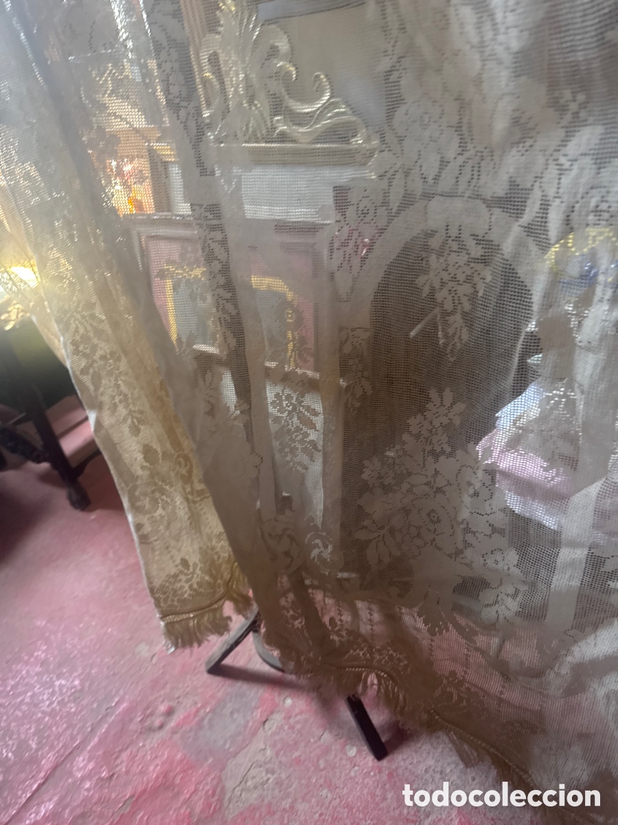 Antig&uuml;edades: Visillo de hilo con motivos tipo imperio - Foto 1