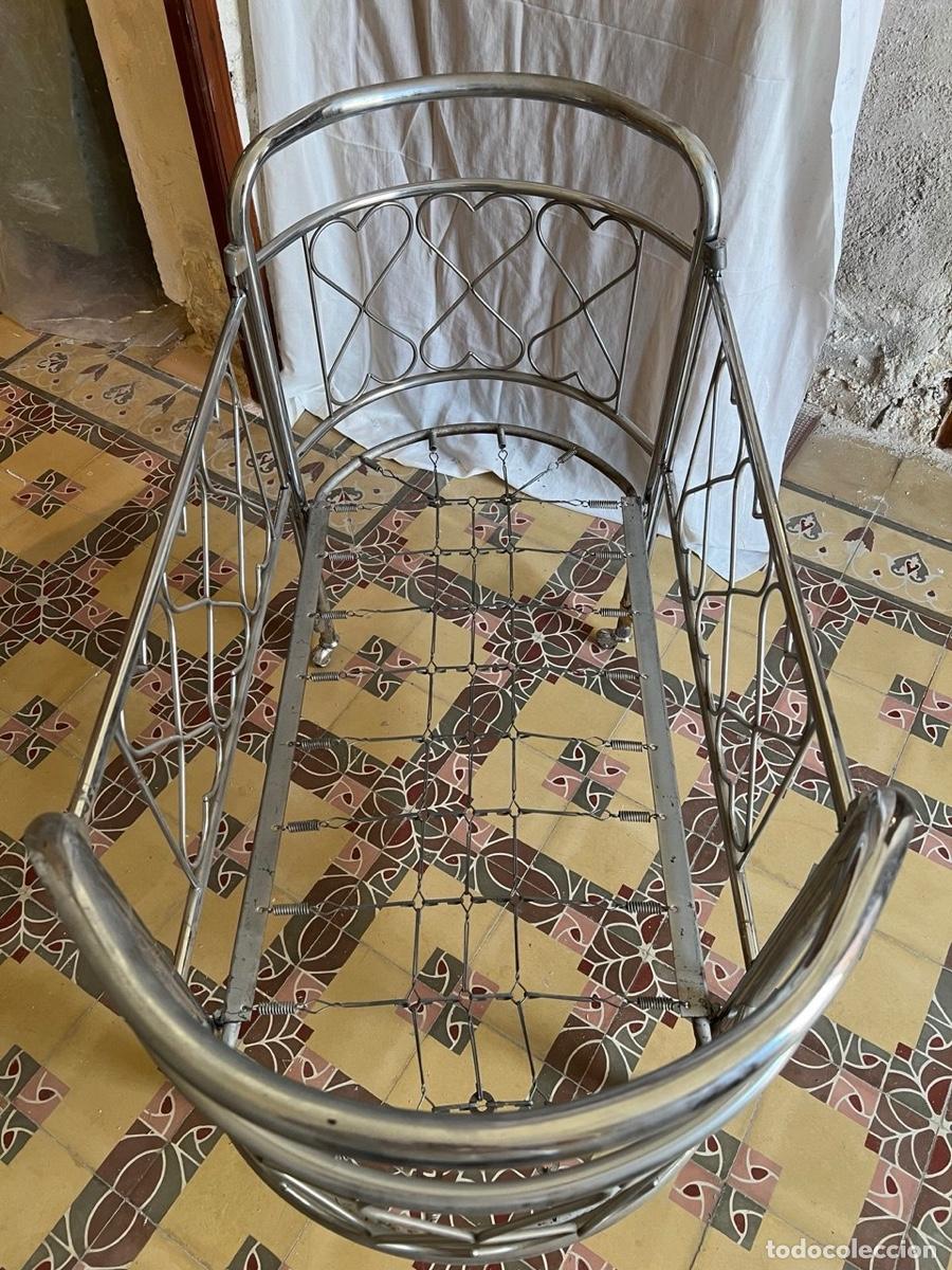 Antig&uuml;edades: Cuna antigua cromada - Foto 2