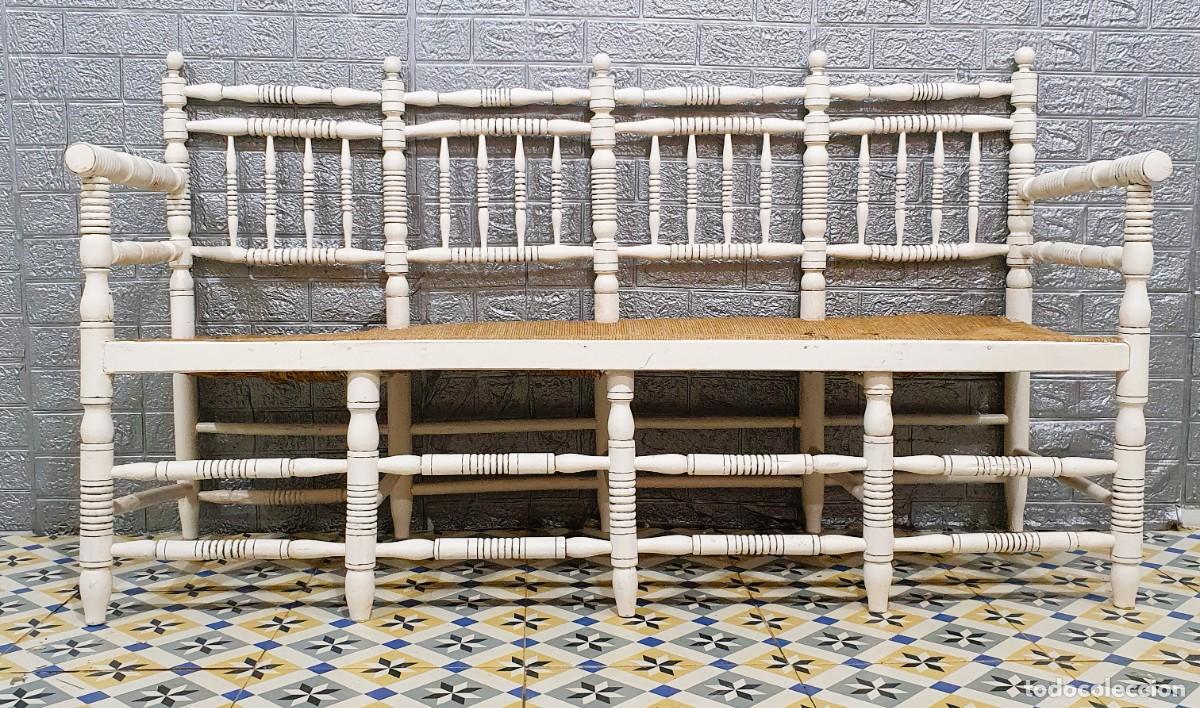 Antig&uuml;edades: Antiguo sof&aacute; de madera con asiento de enea - Foto 2