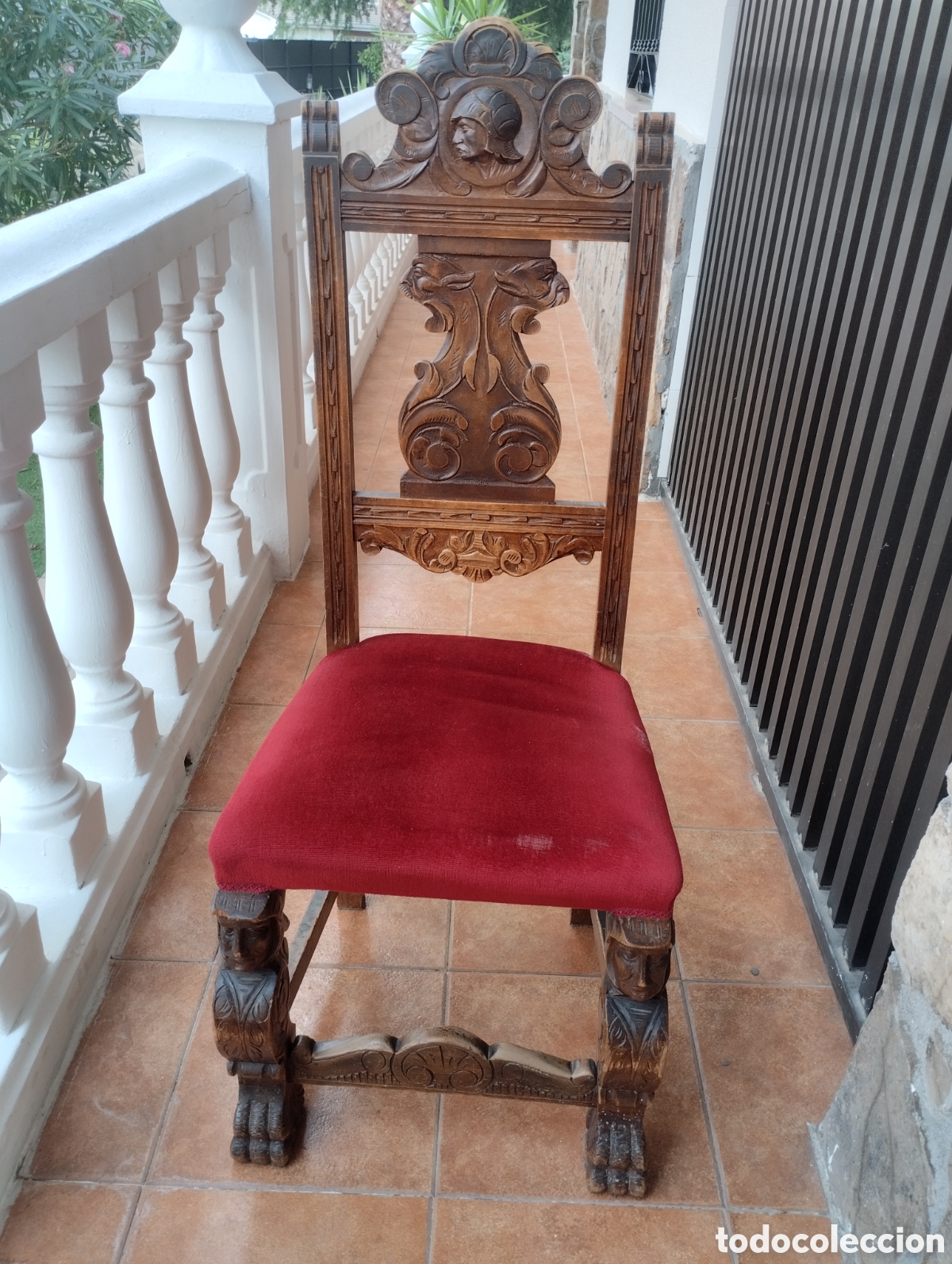 Antig&uuml;edades: Silla tallada a mano - Foto 1