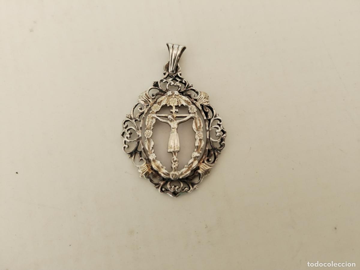 Antig&uuml;edades: medalla en plata de ley santisimo cristo - Foto 5
