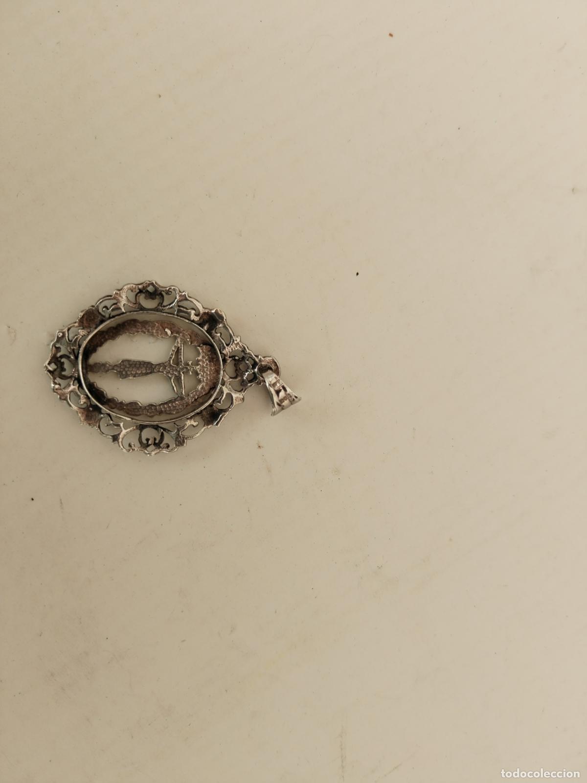 Antig&uuml;edades: medalla en plata de ley santisimo cristo - Foto 8
