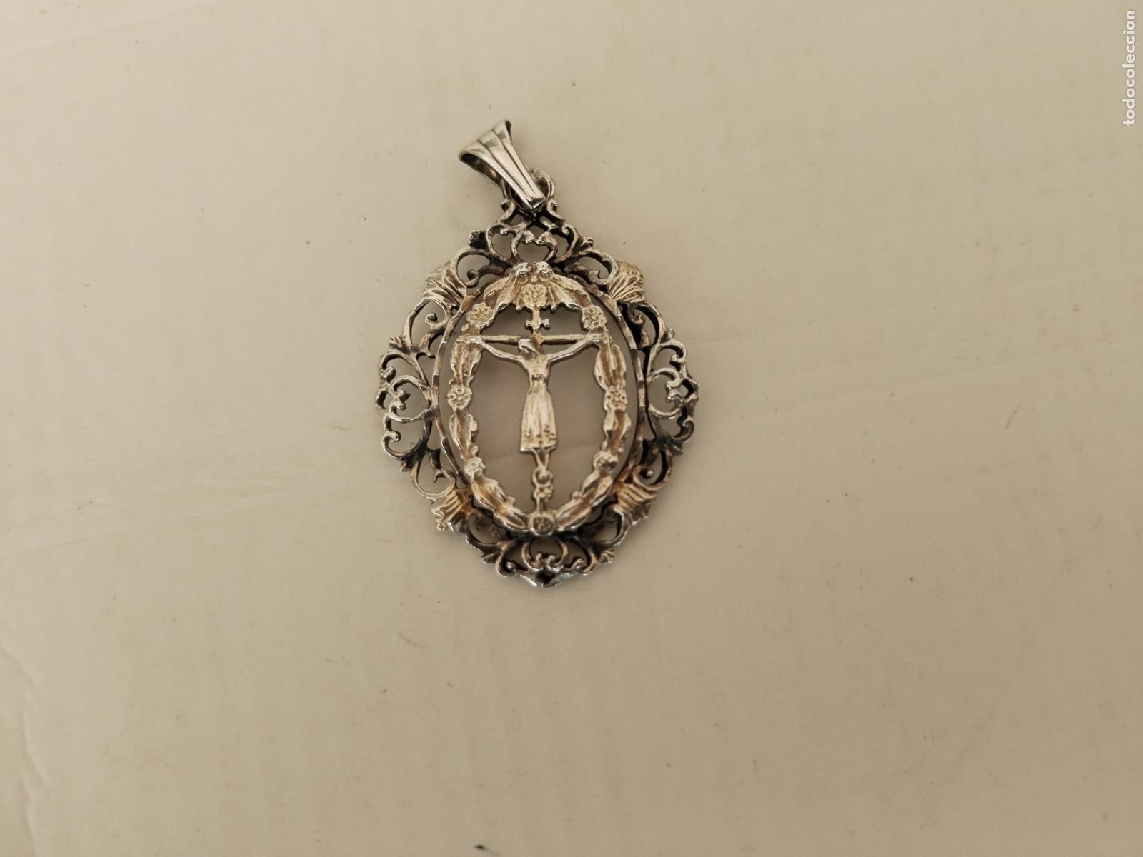 Antig&uuml;edades: medalla en plata de ley santisimo cristo - Foto 1