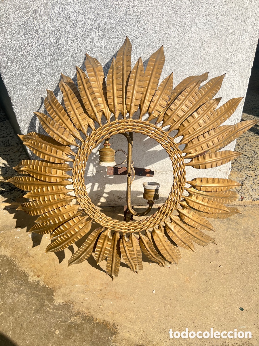 Antig&uuml;edades: Aplique de pared de hierro. - Foto 1