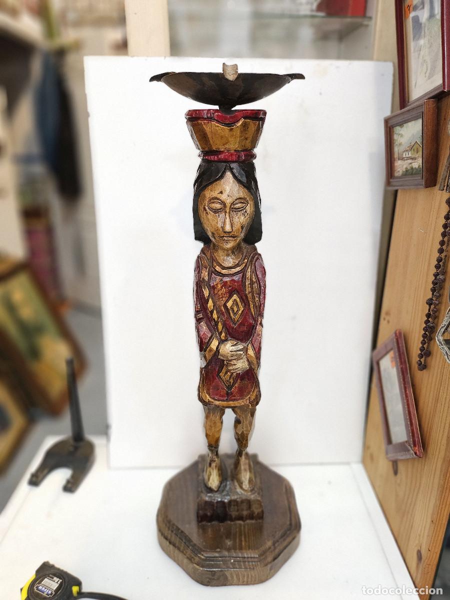 Antig&uuml;edades: figura tallada en madera con cenicero - Foto 2