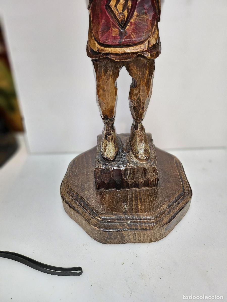 Antig&uuml;edades: figura tallada en madera con cenicero - Foto 5