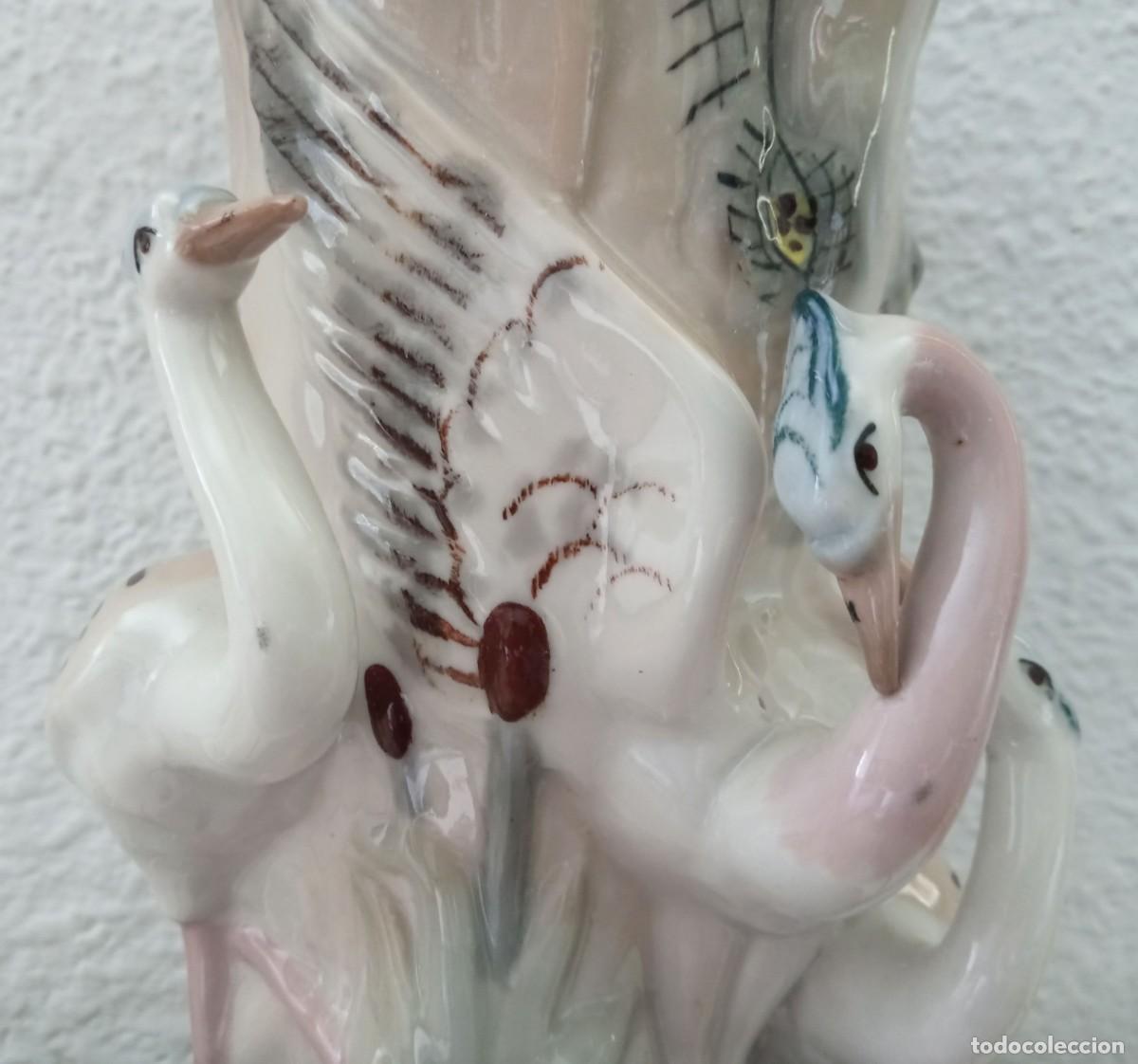 Antig&uuml;edades: Jarr&oacute;n porcelana garzas - Foto 2