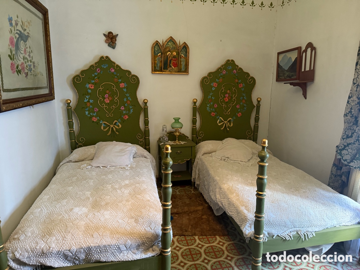 Antig&uuml;edades: Dormitorio Olot camas y armario - Foto 2