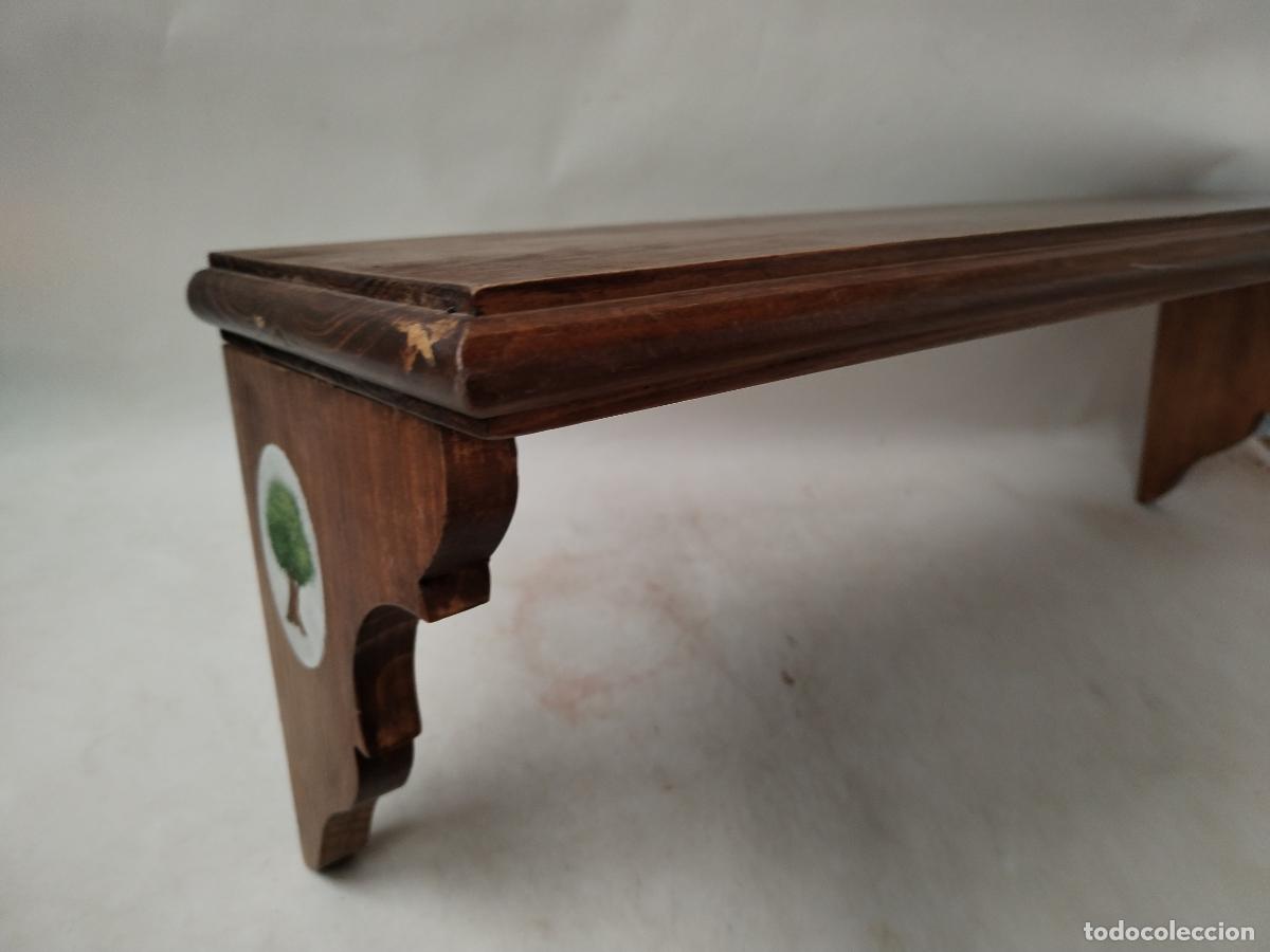 Antig&uuml;edades: repisa en madera pintada con dibujo a mano - Foto 6