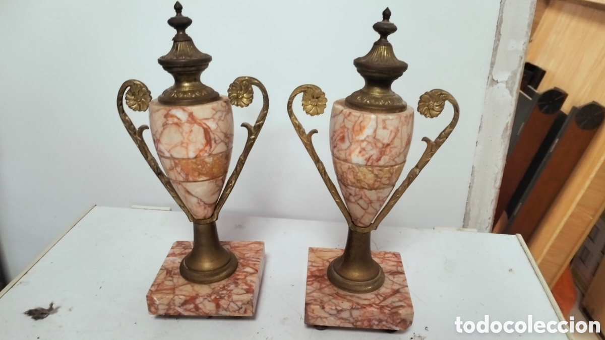 Antig&uuml;edades: Pareja de jarrones antiguos - Foto 1